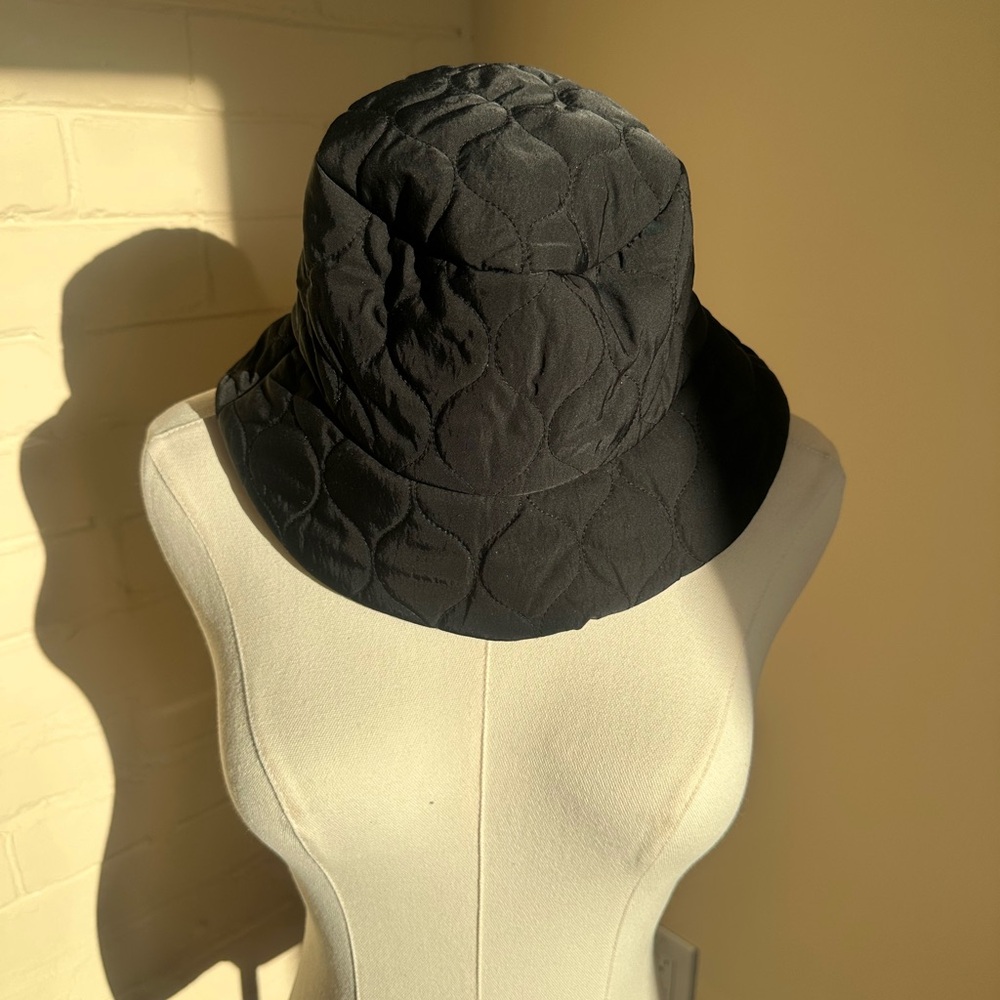 Black Quilted Bucket Hat: Zara